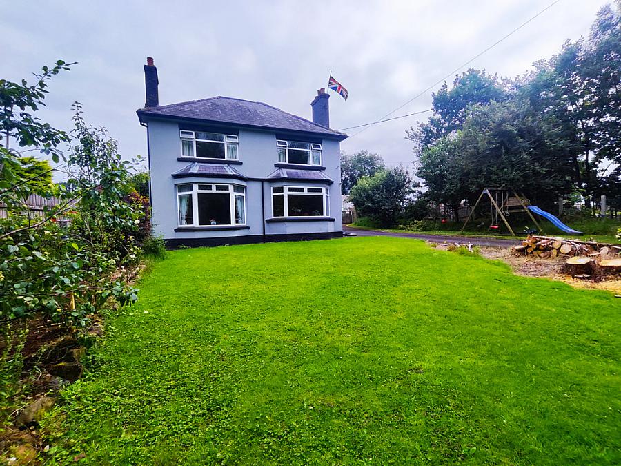 8 Mullaghinch Road