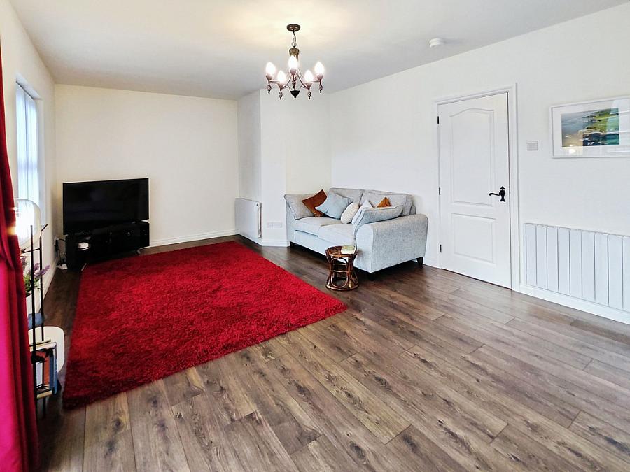 16 Old Model Court