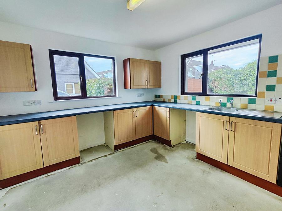 11 Glengorm Avenue