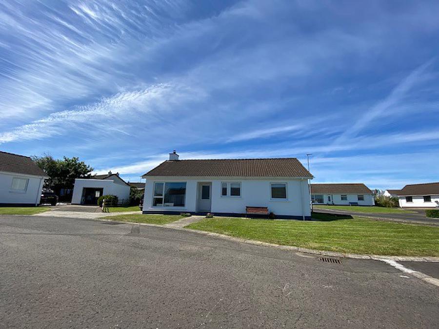 10 Ballintrae Park