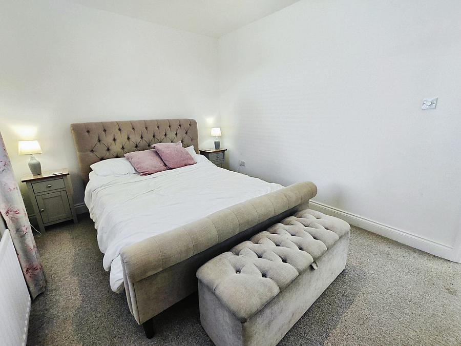 10 Ballintrae Park