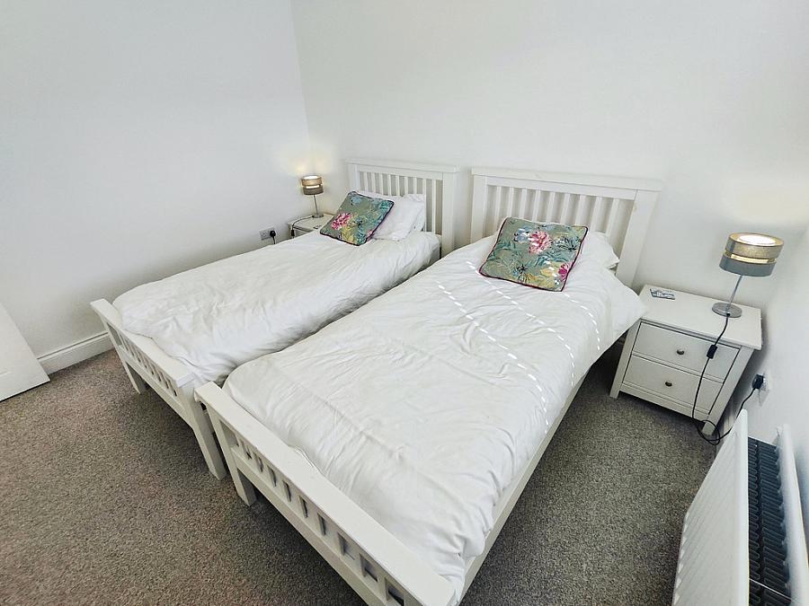 10 Ballintrae Park