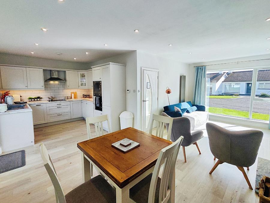 10 Ballintrae Park