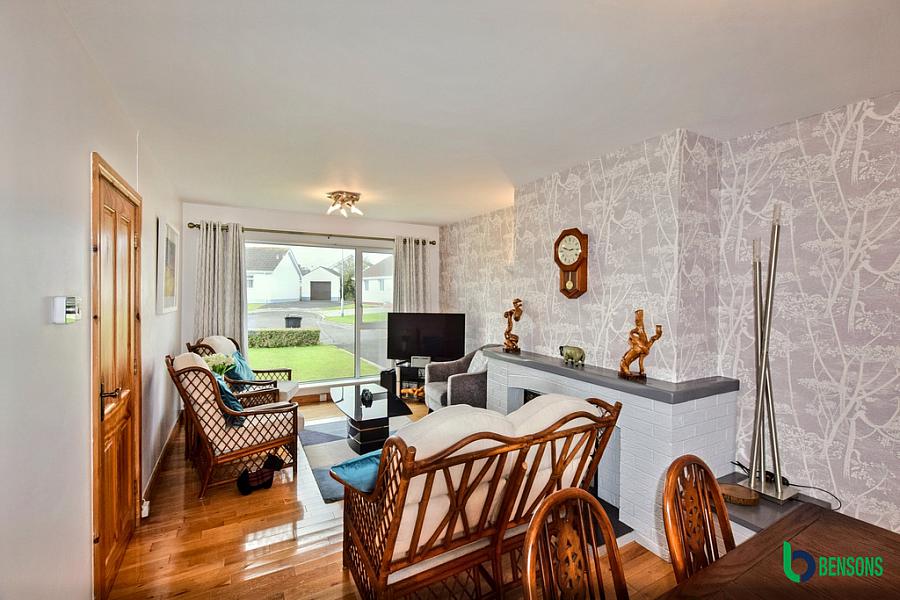 9 Ballintrae Park