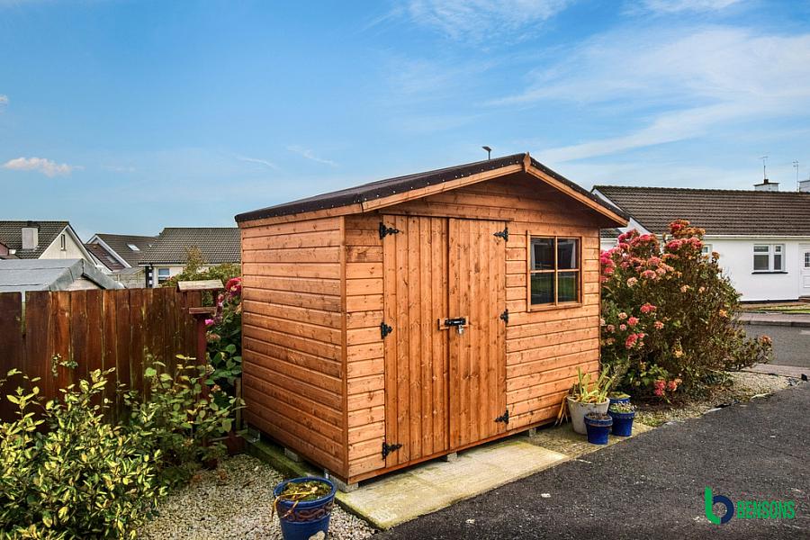 9 Ballintrae Park