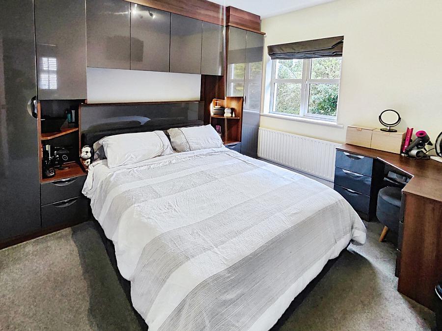 5 Castlehill