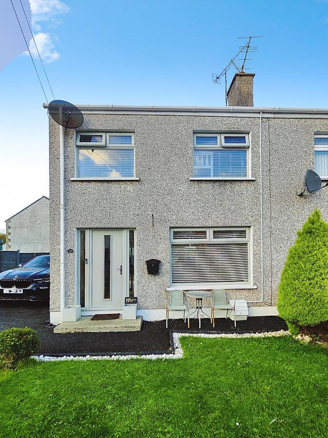 19 Drumtarsey Road