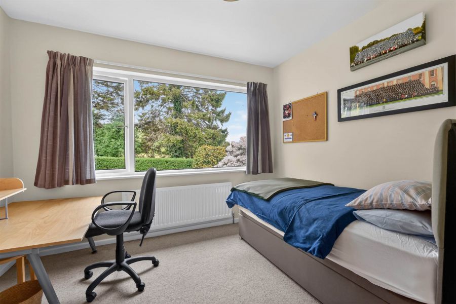 34 Bladon Drive
