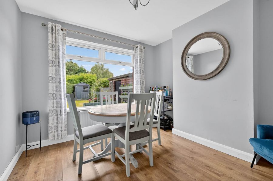 1 Glendale Avenue West