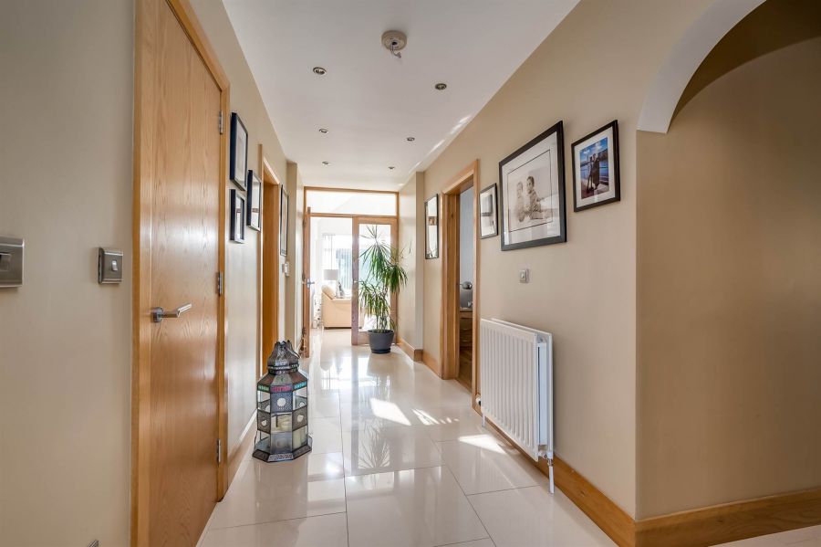 164 Ballysnod Road