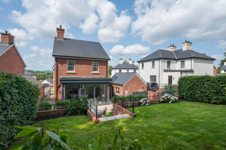 2 Haddo Place
