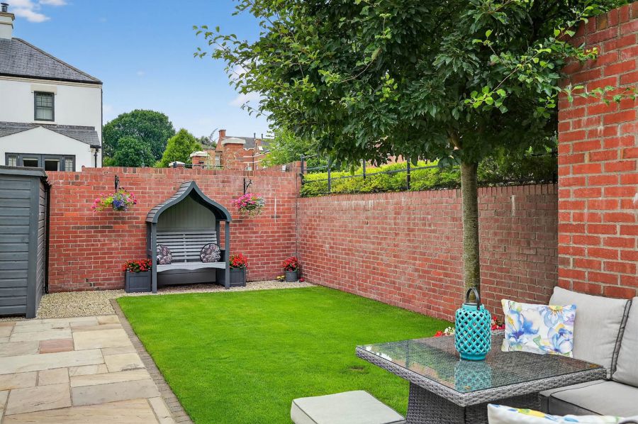 3 Lady Ishbel Avenue