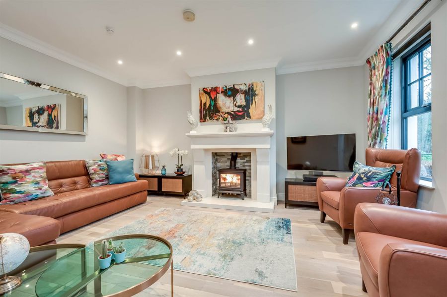 3 Lady Ishbel Avenue