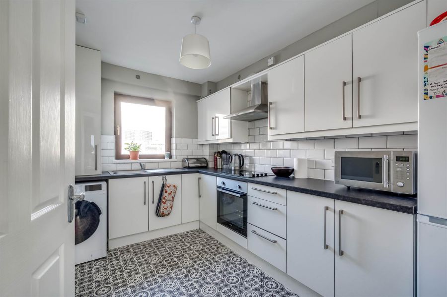 8 Ravenhill Reach Mews