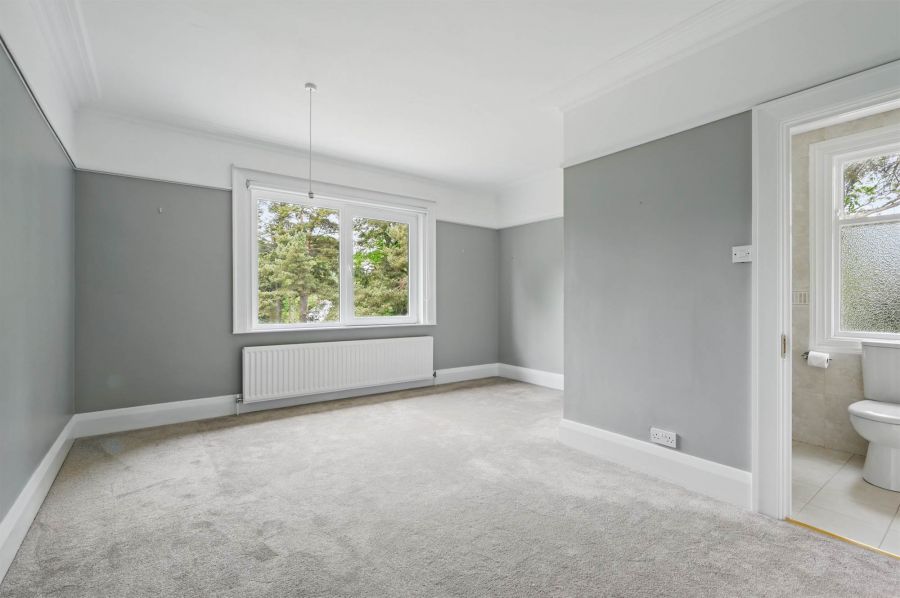 9 Ballynahatty Road