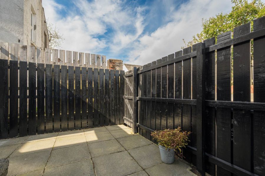 53 Lisburn Avenue