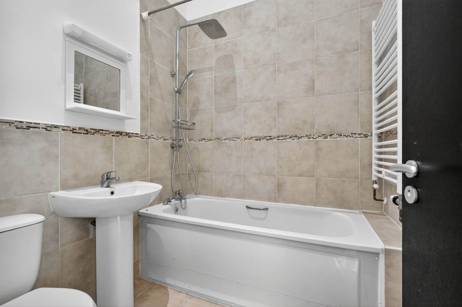 Apt505 Edenderry Lofts
