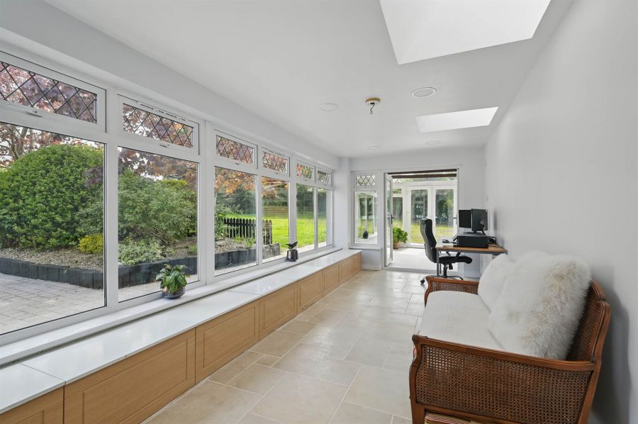 52 Markethill Road