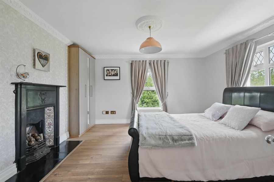 52 Markethill Road