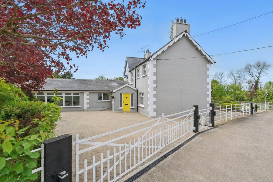 52 Markethill Road