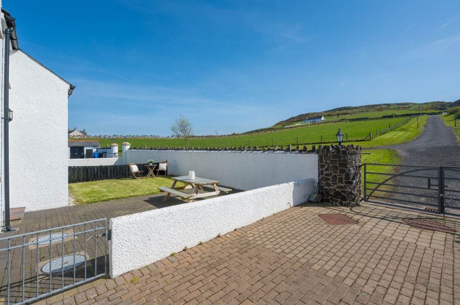 The Farmhouse, , House 9, 129 Whitepark Road