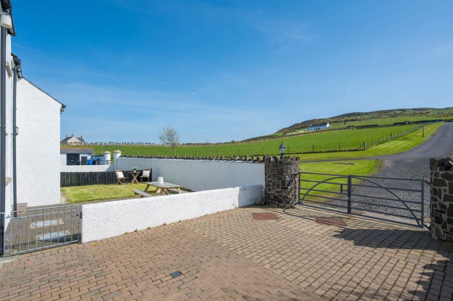 The Farmhouse, , House 9, 129 Whitepark Road