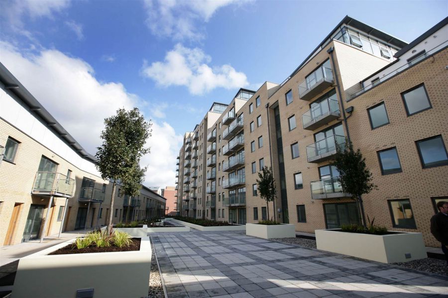 Apt 122 Victoria Place