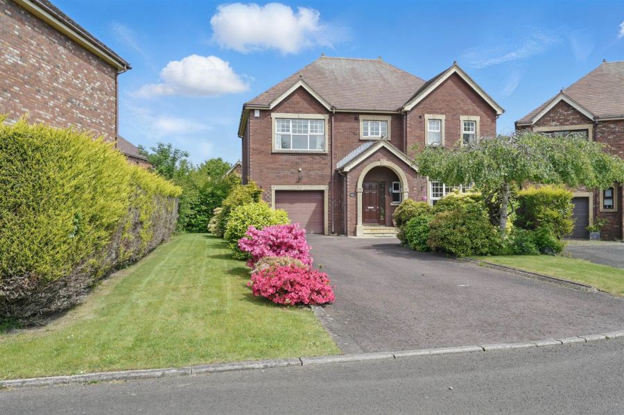 28 Abbeydene Manor