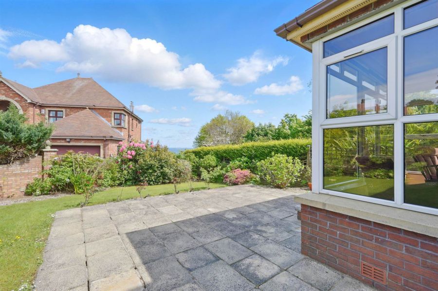 28 Abbeydene Manor