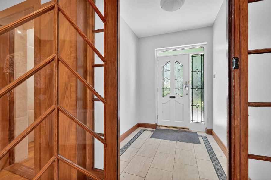15 Bristow Park