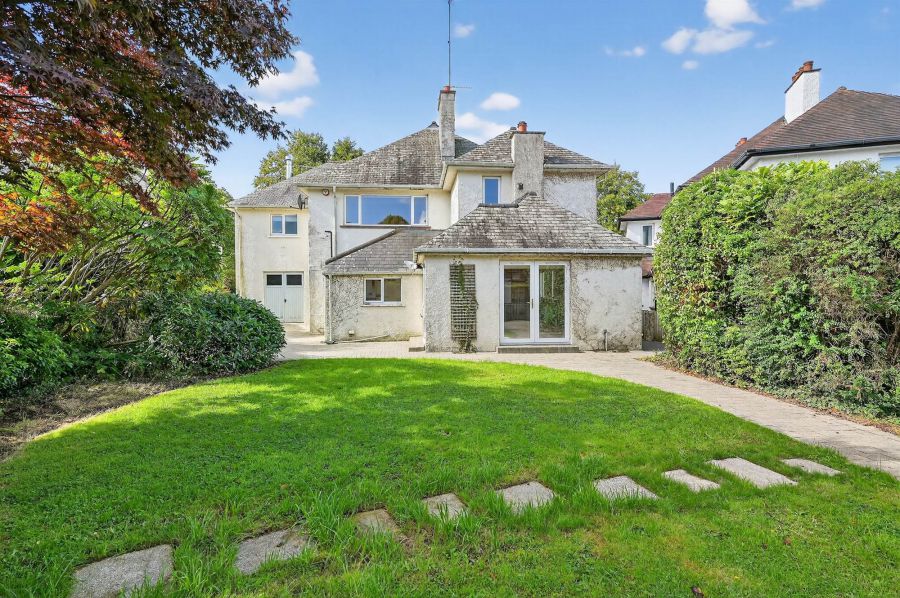 15 Bristow Park