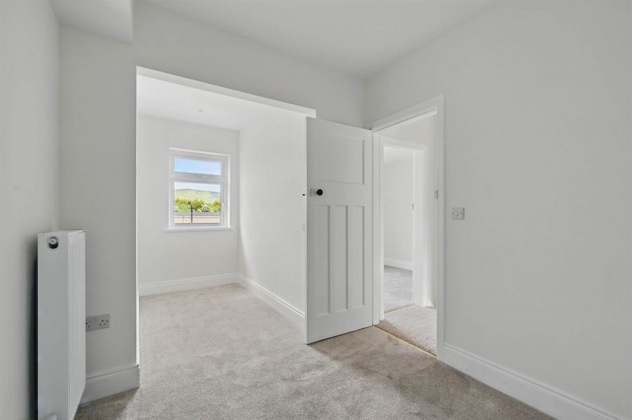 65 Upper Lisburn Road