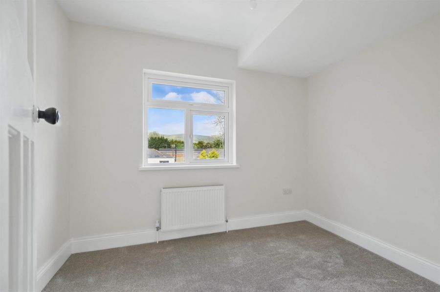 65 Upper Lisburn Road