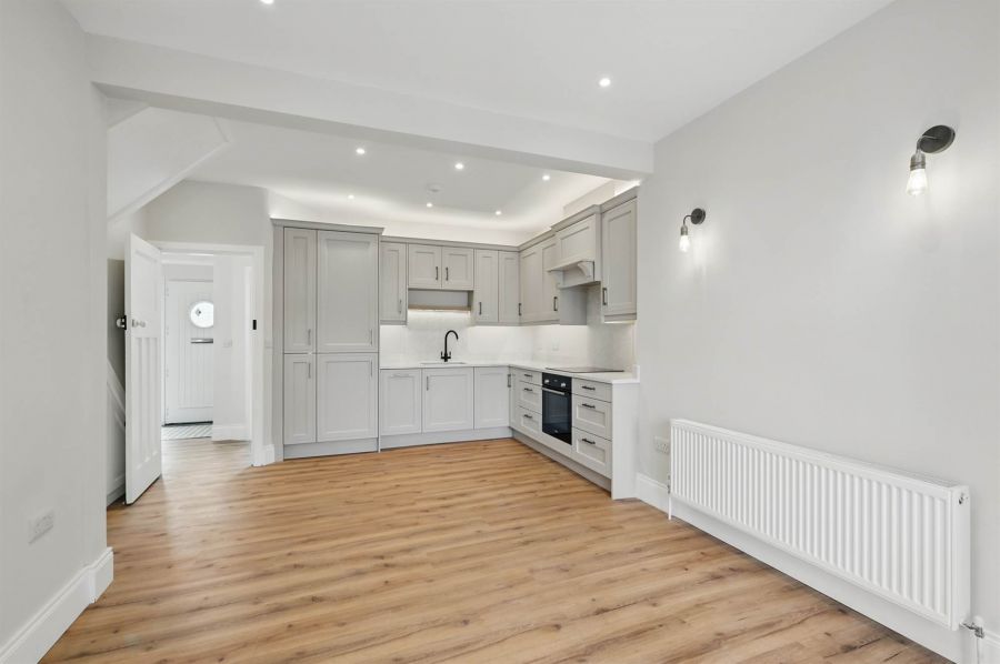 65 Upper Lisburn Road