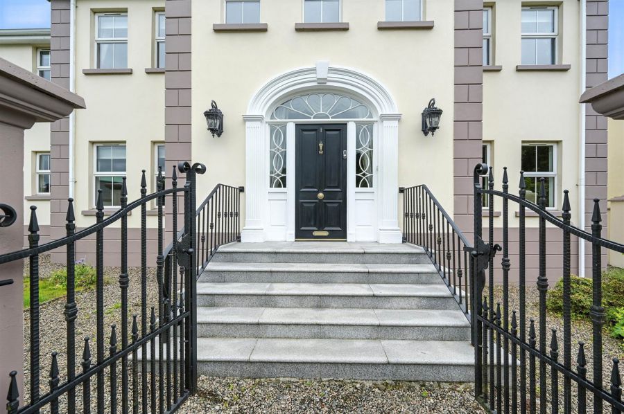 1 Shanes Court