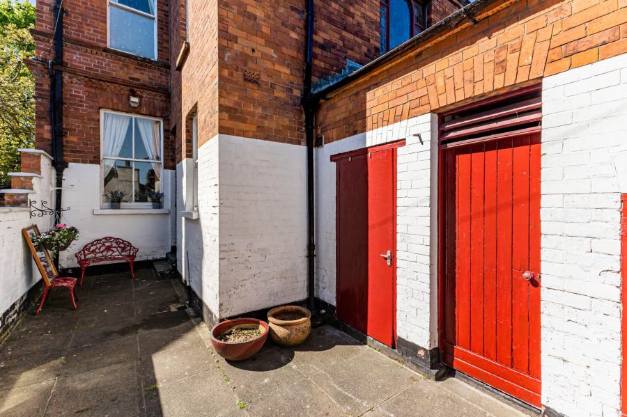 4 Knockbreda Park