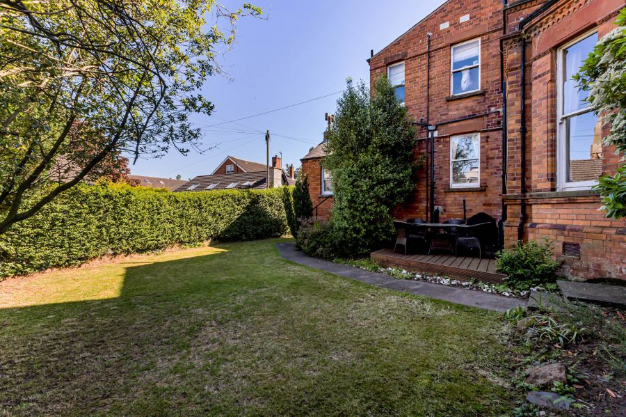 4 Knockbreda Park