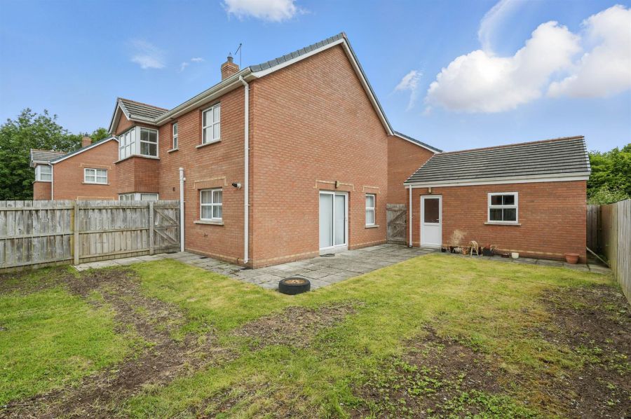 6 Limetree Court