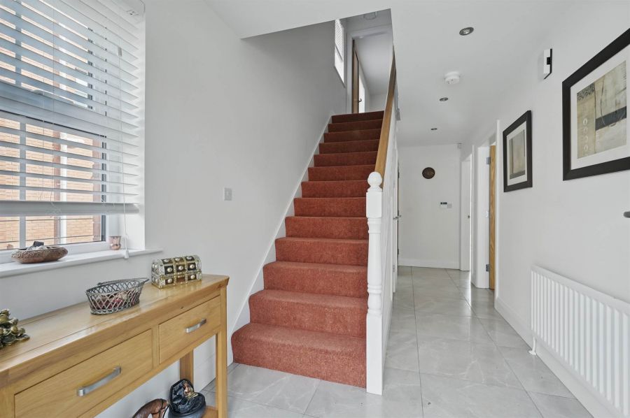 6 Limetree Court