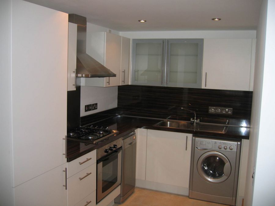 Apt 122 Victoria Place
