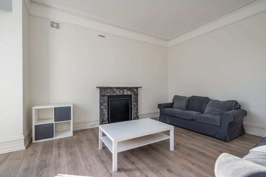 Apt 4 8 Adelaide Park