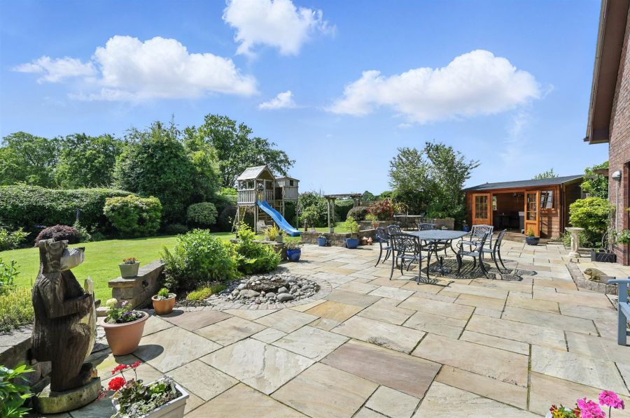 47 Seven Mile Straight