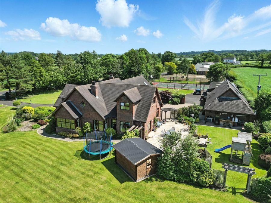 47 Seven Mile Straight