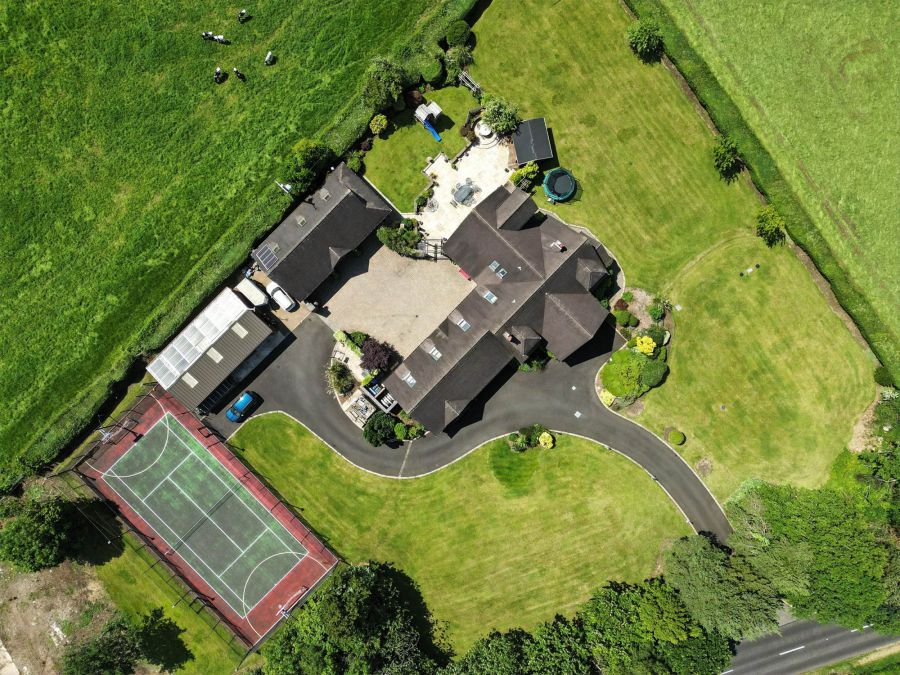 47 Seven Mile Straight