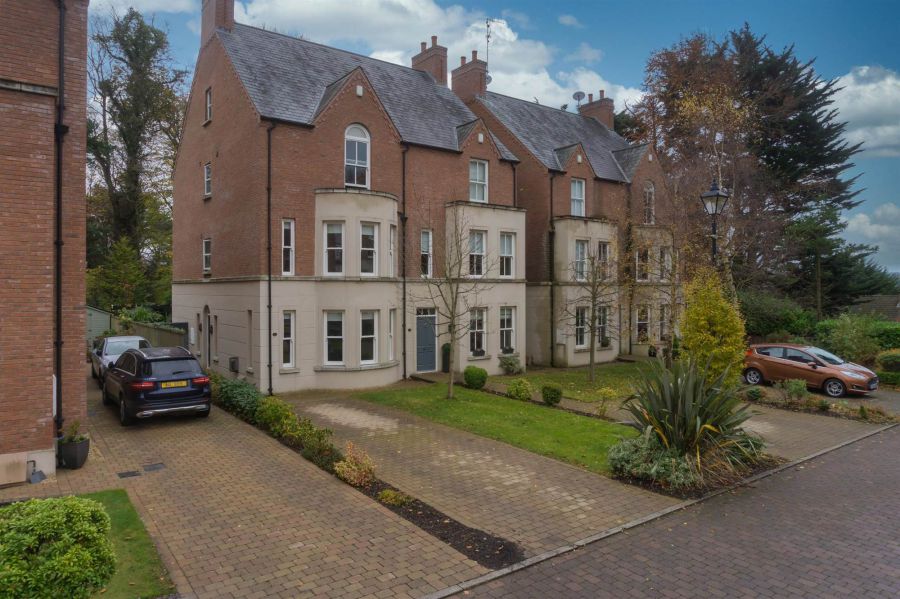 26 Danesfort Park South, malone, belfast, BT9 7RG