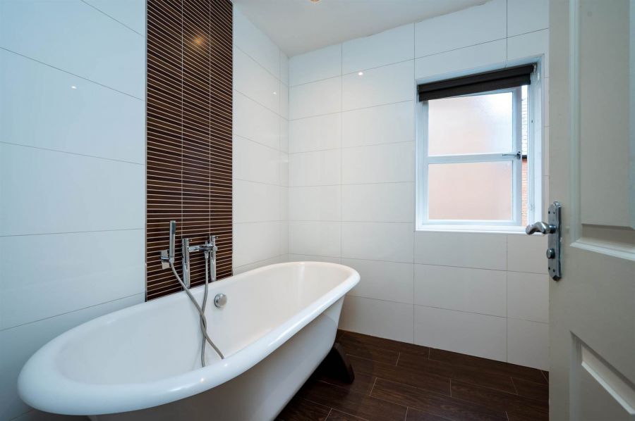 26 Danesfort Park South