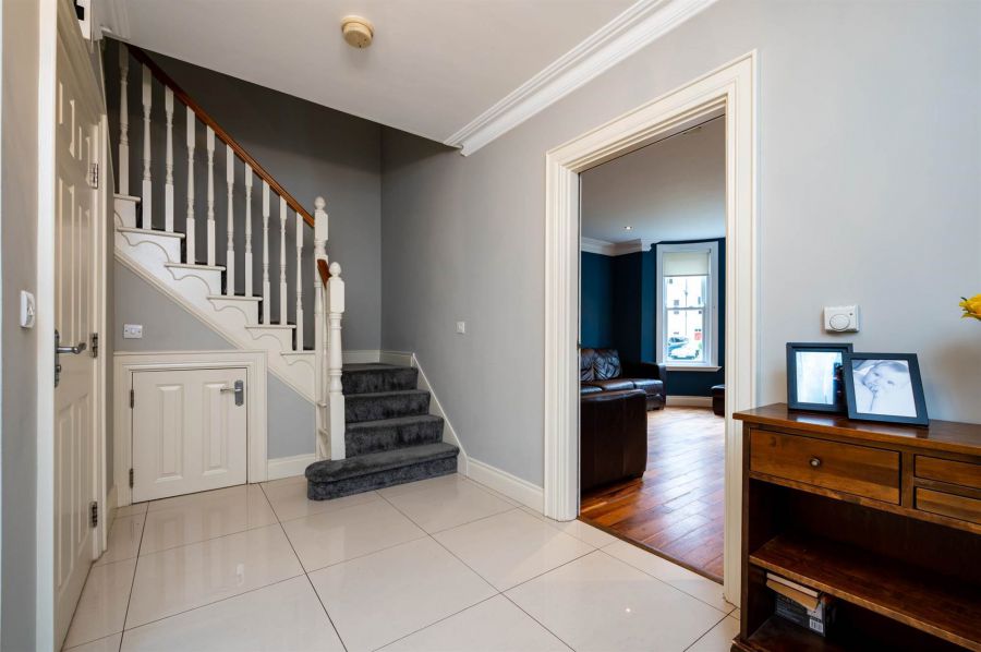 26 Danesfort Park South