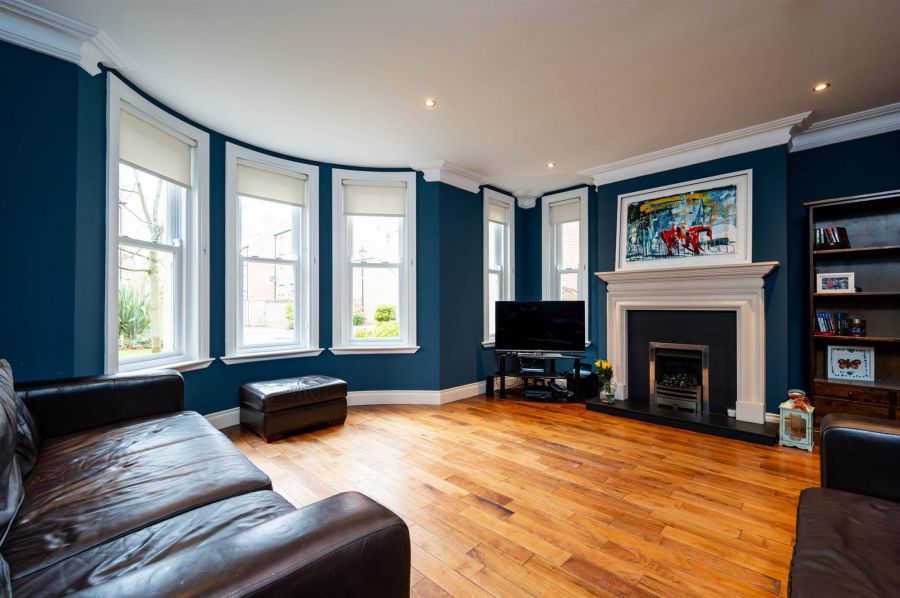 26 Danesfort Park South