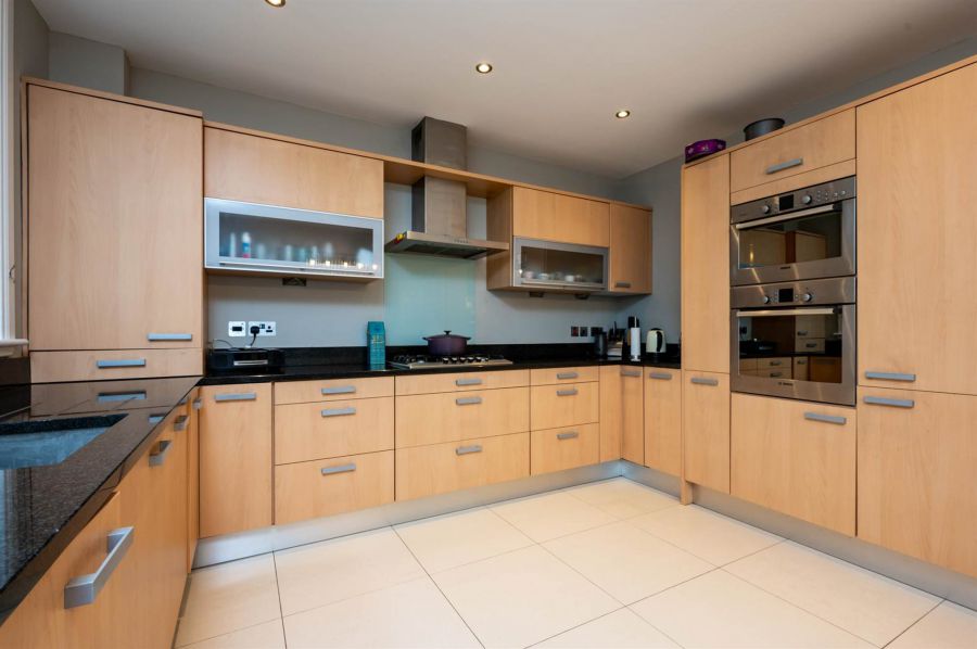 26 Danesfort Park South