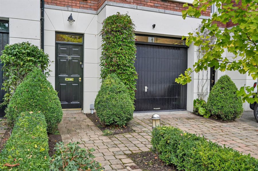 12 Marlborough Gate
